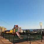 Amplio Piso Cerca De La Playa Del Palo